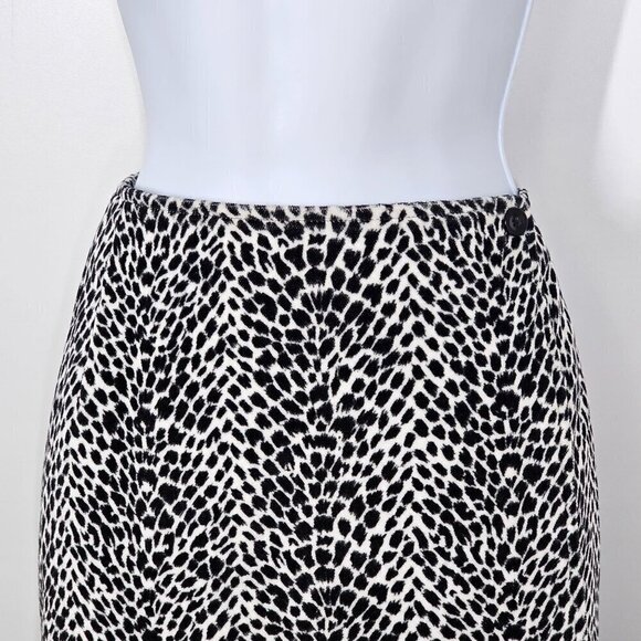 Liz Claiborne Lizsport Lined Animal Print Velour Wrap Short Skirt Women's Sz. 10 - Picture 3 of 11